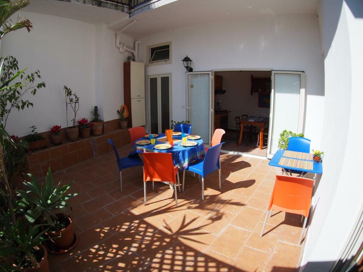 Casa Felice Nel Centro Storico, Ascensore E Terrazzo Catania Luaran gambar